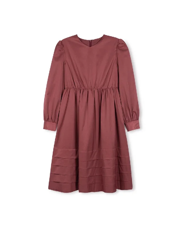 Minimal Burgundy Bottom Pleated Dress