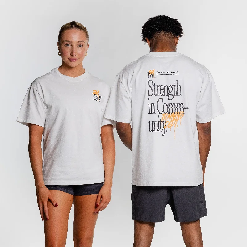 TWL - LIFESTYLE OVERSIZED T-SHIRT - STRENGTH IN COMMUNITY - FADED WHITE/ORANGE Ribbed Striped Patterned TWL - LIFESTYLE OVERSIZED T-SHIRT - STRENGTH IN COMMUNITY - FADED WHITE/ORANGE Ribbed Striped Patterned